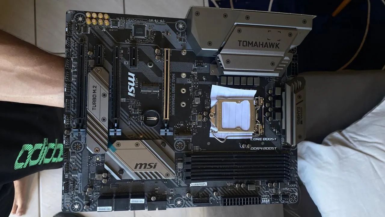 Placa mãe MSI MAG Z390 TOMAHAWK