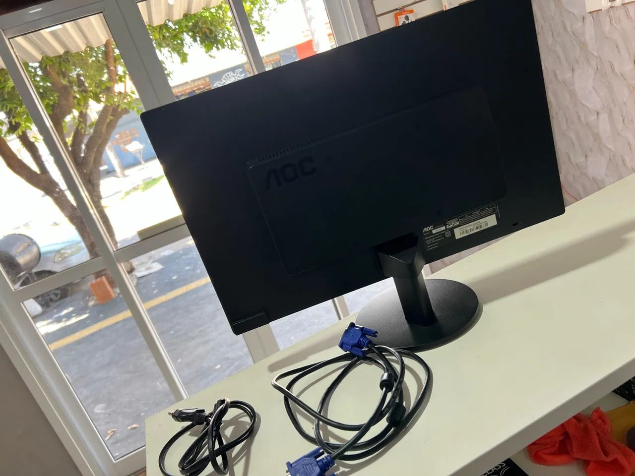 Monitor AOC 18.5" LED - Modelo E970Swnl (Perfeito Estado) - Foto 4