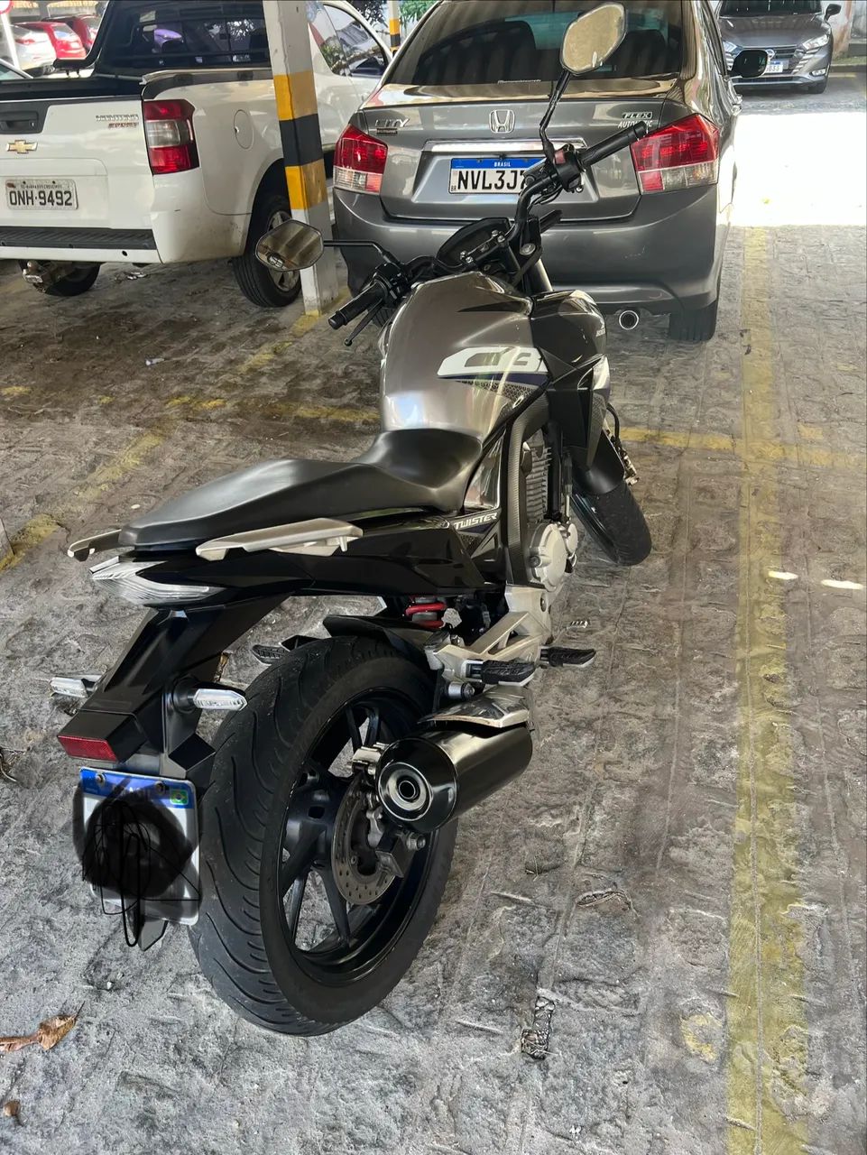 TWISTER 2020  - Foto 2