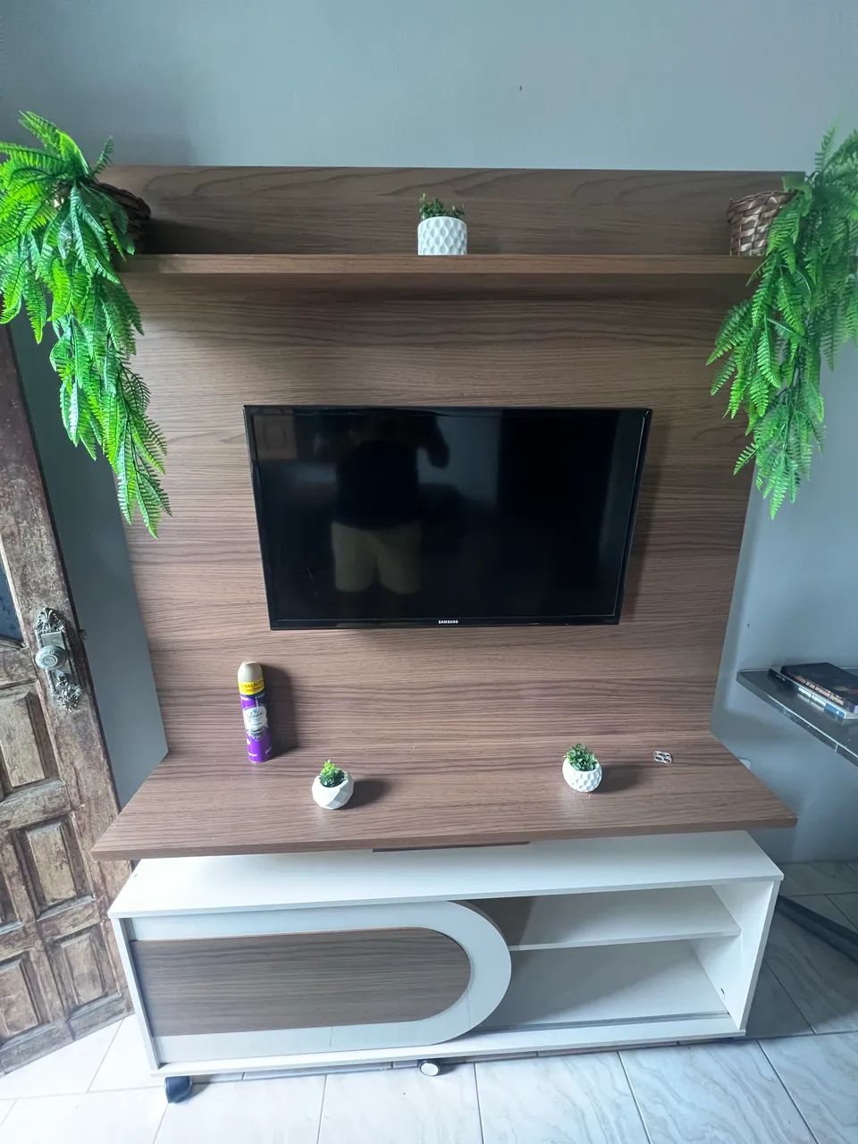 Home novo, recém comprado.