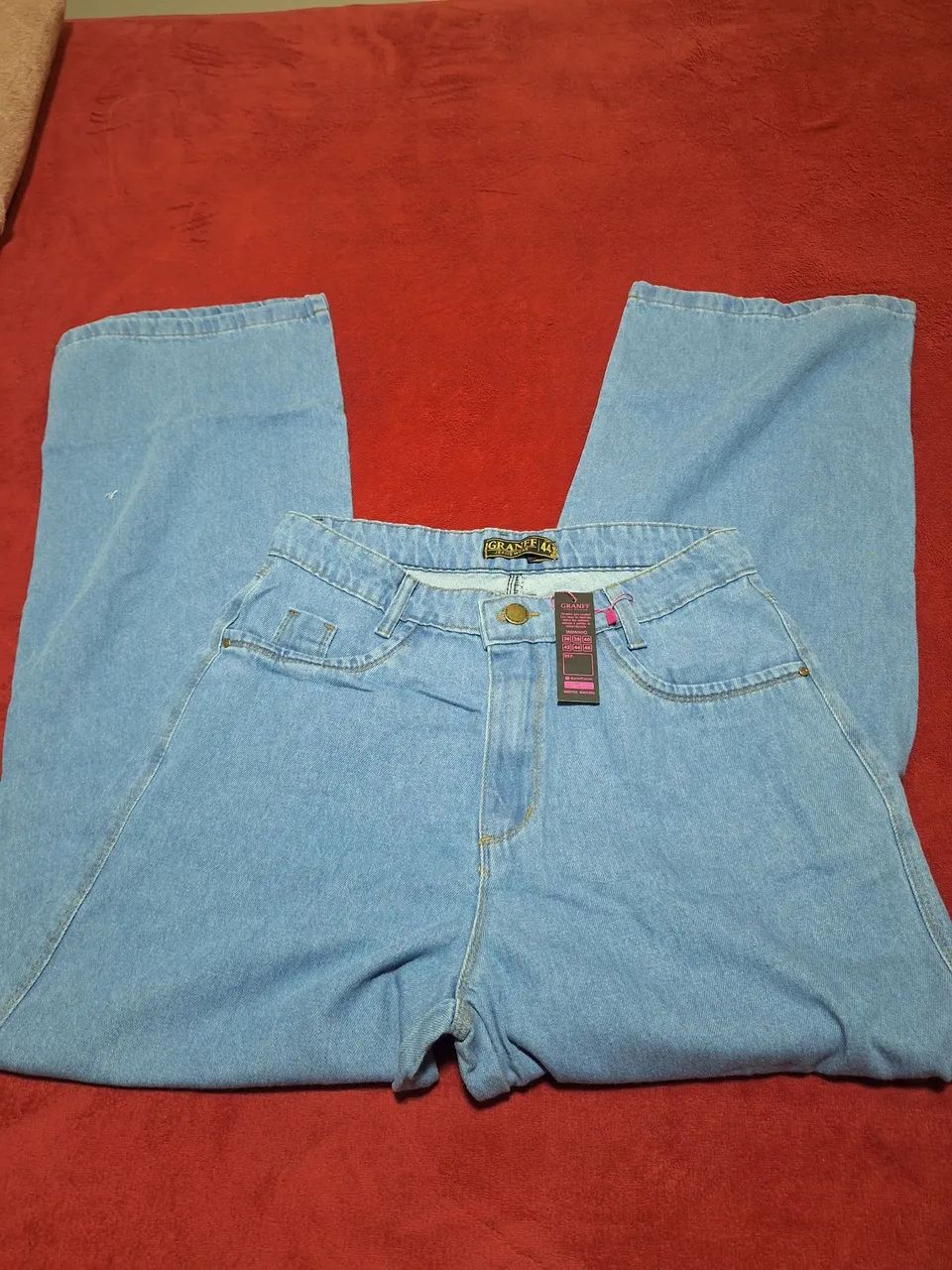 Calça jeans tam 44 nunca usada