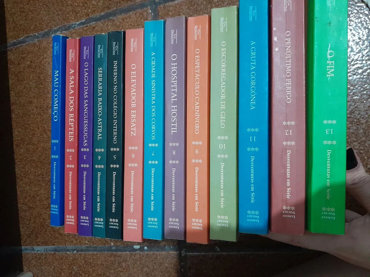 Saga de livros completa de desventuras em série  - Foto 2