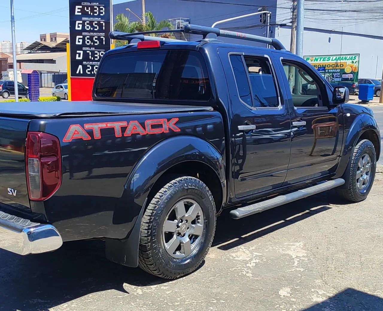 Nissan Frontier SV Attack CD 4X2 2.5 TB Diesel 2015 - Foto 3