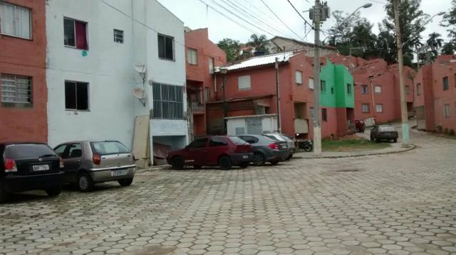 Casa sobrado em Jandira a 5 km do centro e estação