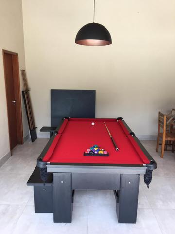 Mesa de Bilhar Quatro Pernas Tecido Vermelho Cor Preta Modelo TMP7898