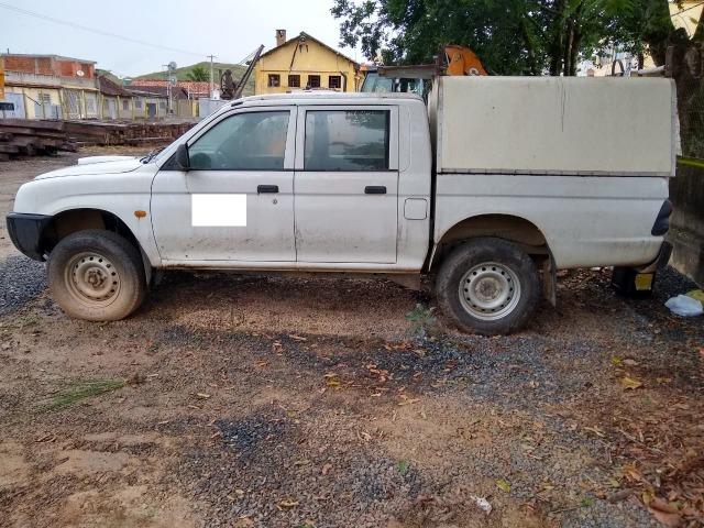 Mitsubishi L200 GL 4x4 2011/2012 - Foto 4