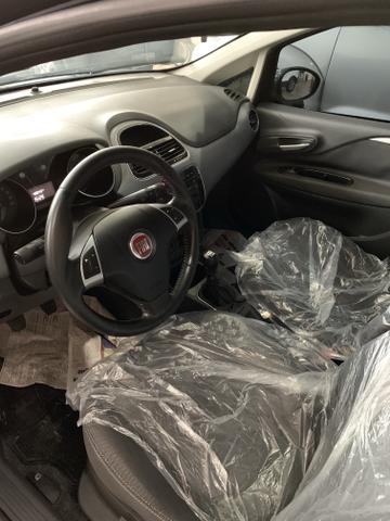 Fiat punto essence 1.6 2014 - Foto 5