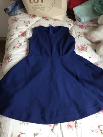 Vendo lote com seis vestido tamanho quatro - Foto 6