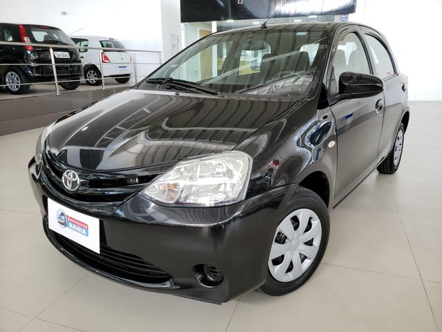 Etios 1.3 X 2015/2015 com DVD ( 64.000km) Única dona