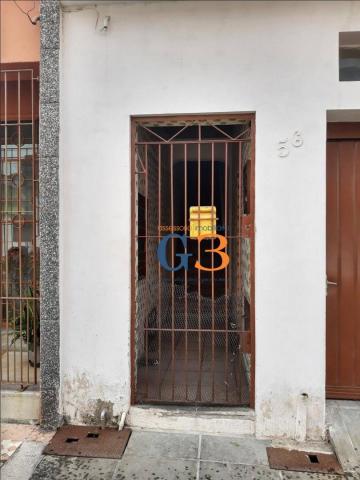 Sobrado com 3 dormitórios para alugar por R$ 750/mês - Centro - Pelotas/RS
