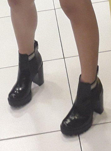 coturno moleca verniz