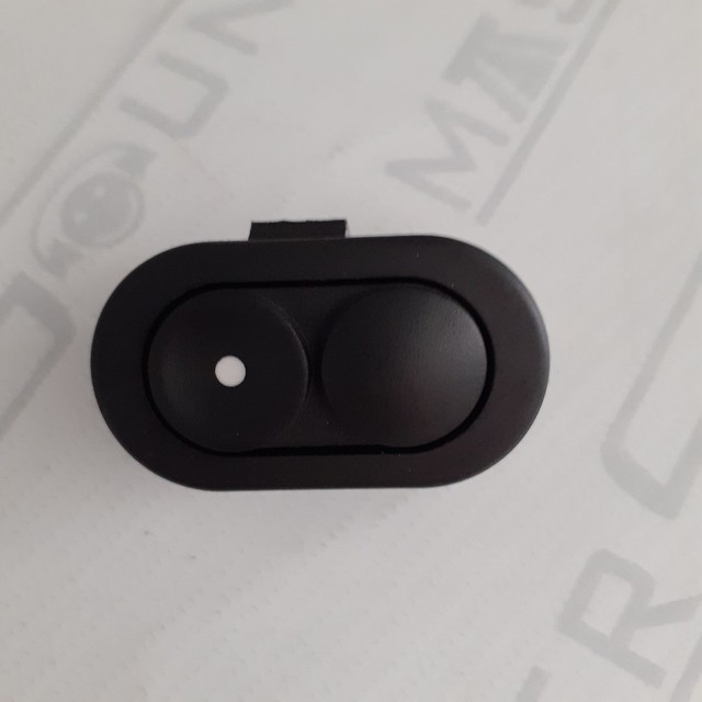 Botão  simples do vidro elétrico. Para: Corsa antigo. Novo. - Foto 3
