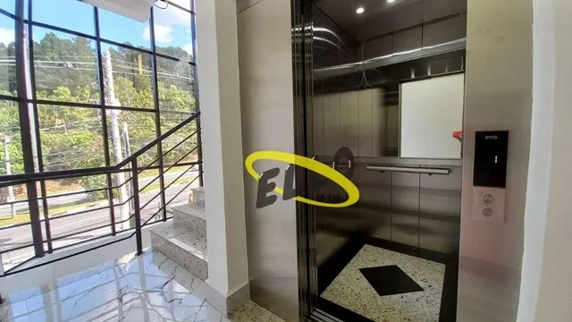 Oportunidade - Salas Comerciais em Prédio com Elevador, no Centro de Cotia, Confira!