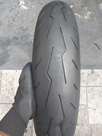 pneu usado pirelli diablo rosso IV 120/70-17