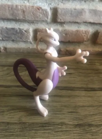 Preços baixos em TOMY Mewtwo Pokémon Desenho e figuras de ação de  personagens de TV