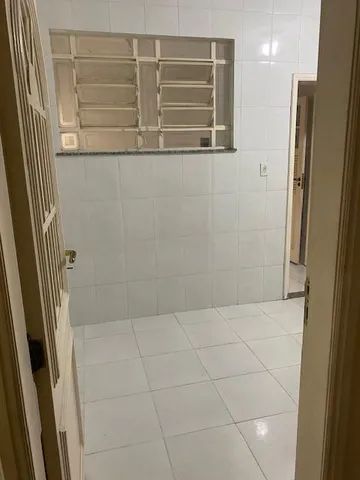 Apartamento para aluguel possui 100 metros quadrados com 2 quartos em Centro - Nova Iguaçu