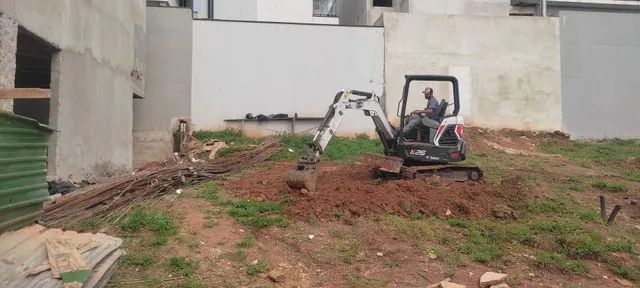 Locações Mini Escavadeira Bob CAT  - Foto 3