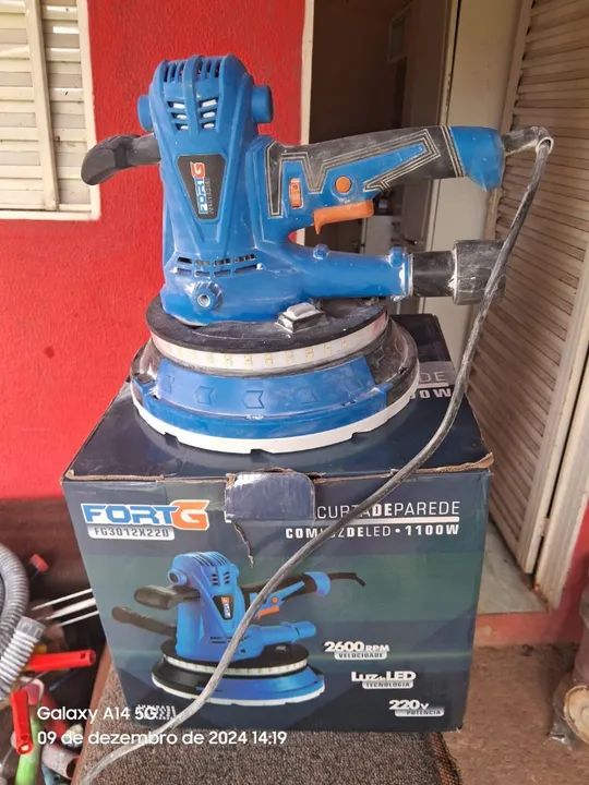 Lixadeira de Parede Fortg 1100W 2600 RPM