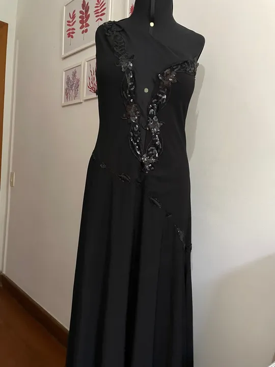 Vestido de festa preto com renda tamanho G