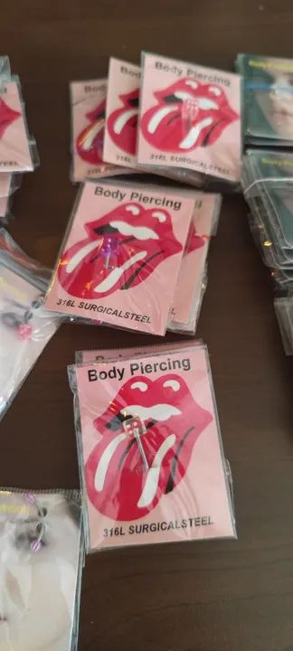 Lote de Piercing 60 unidades variados - Foto 4