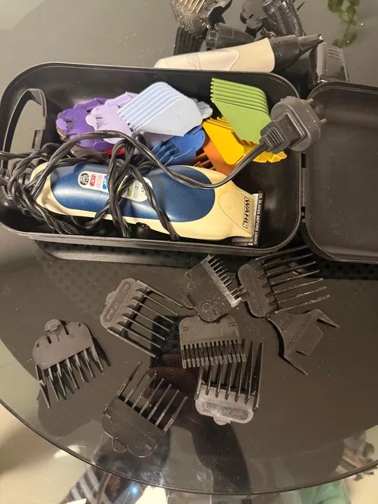 Máquinas de Cortar Cabelo Wahl e Remington