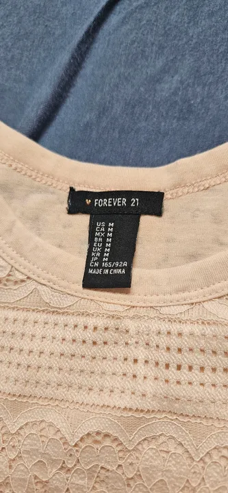 Vestido de renda Forever 21 - Tamanho M (36/38)