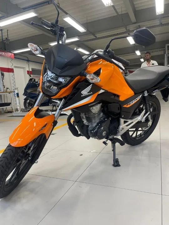 cb 300 2026 - Foto 4
