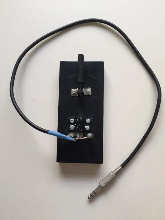 Manipulador para telegrafia - CW - usado - bem conservado - Handmade