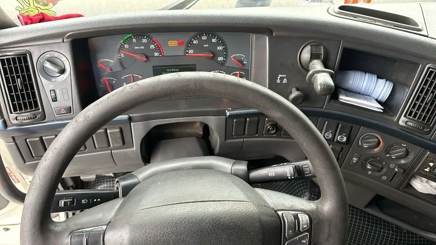 Volvo FH460 4x2 2014 Ishift  - Foto 8