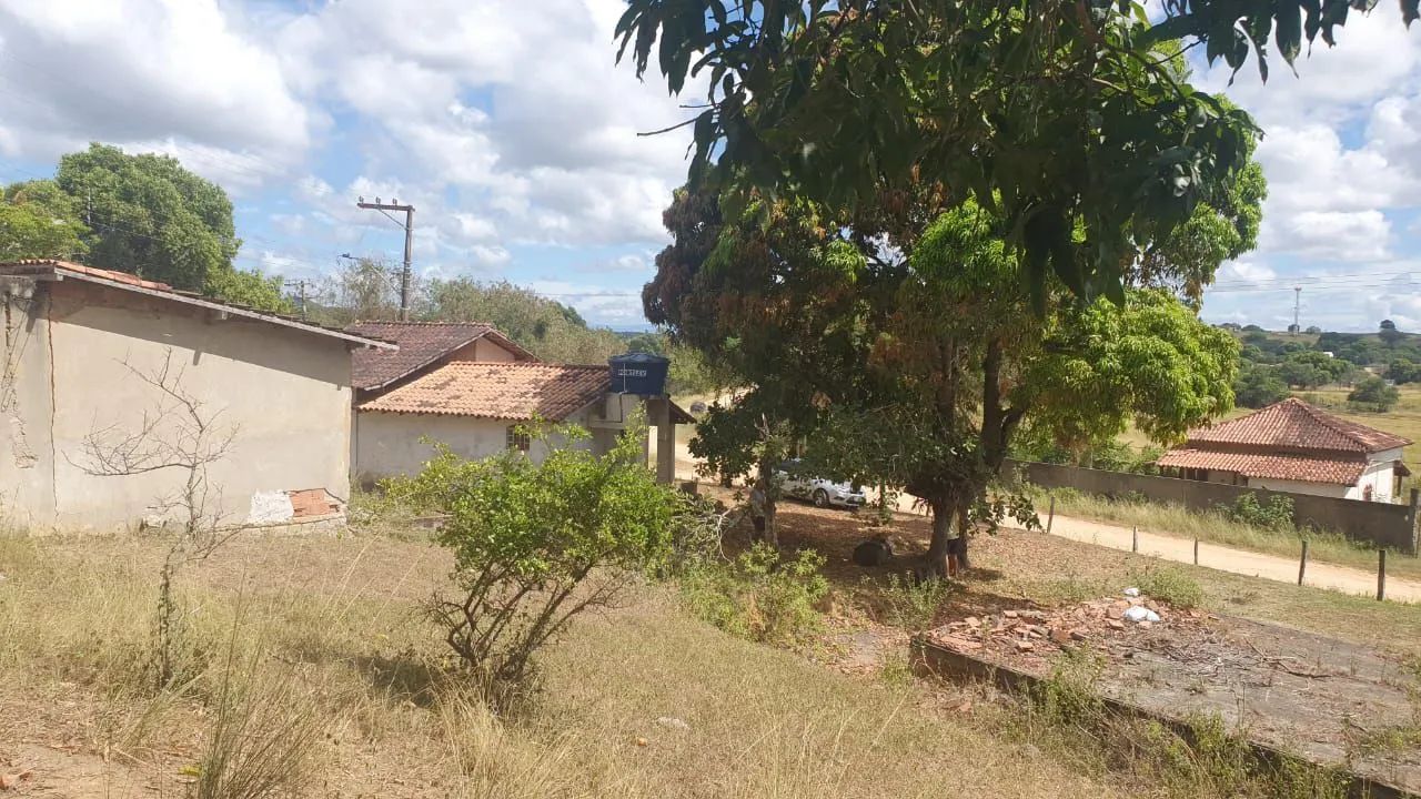 Terreno com casa simples em Vilatur Saquarema
