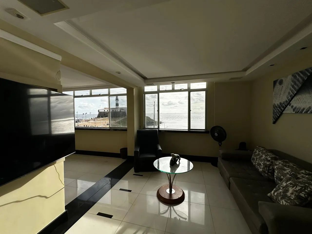 Apartamento 3/4, 1 Suíte 184m²  Frente Mar  Farol da Barra - Foto 4
