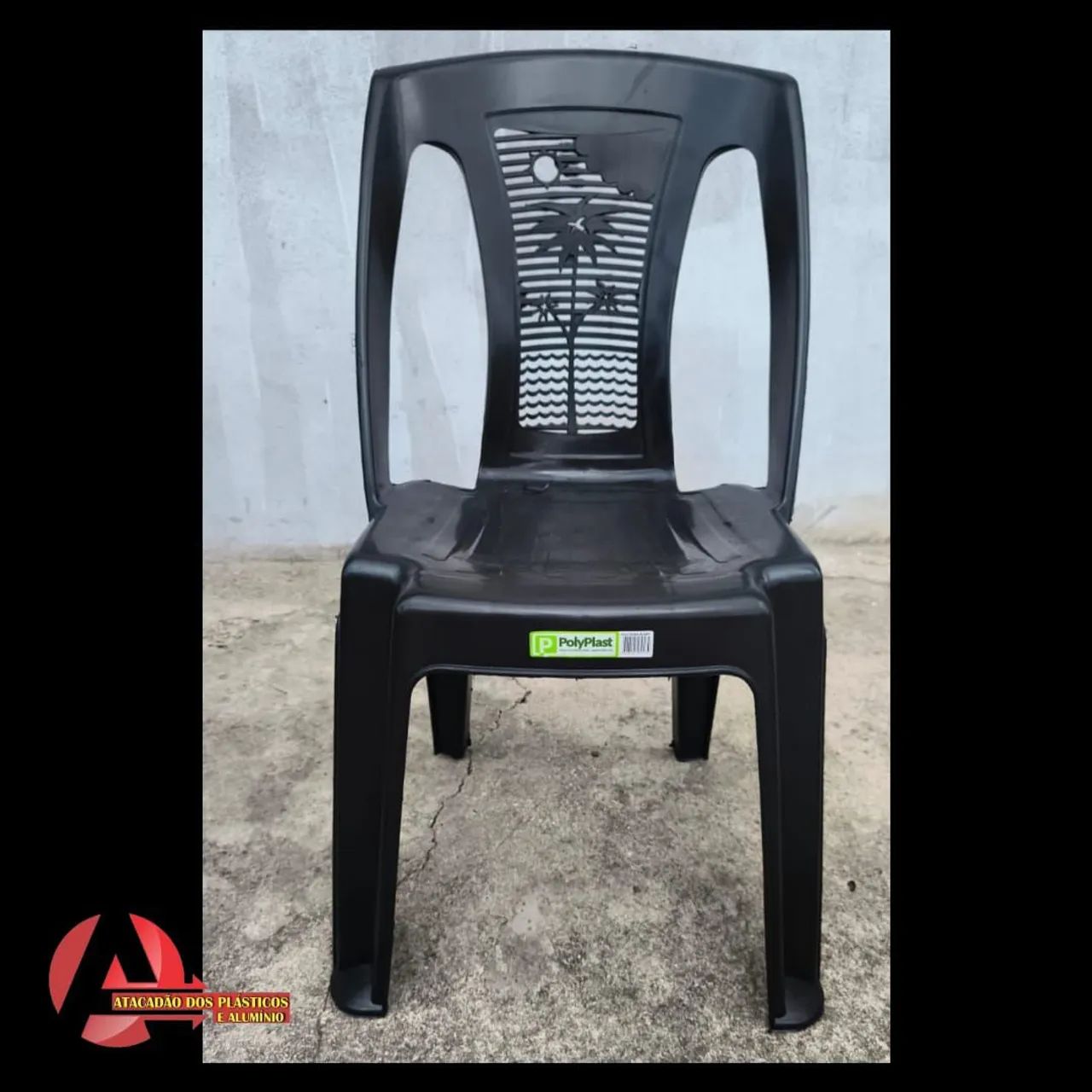 Cadeira de plástico 