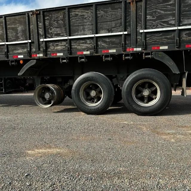 Carreta Ls Guerra Grade Baixa Ano 2013 14.00m - Foto 10