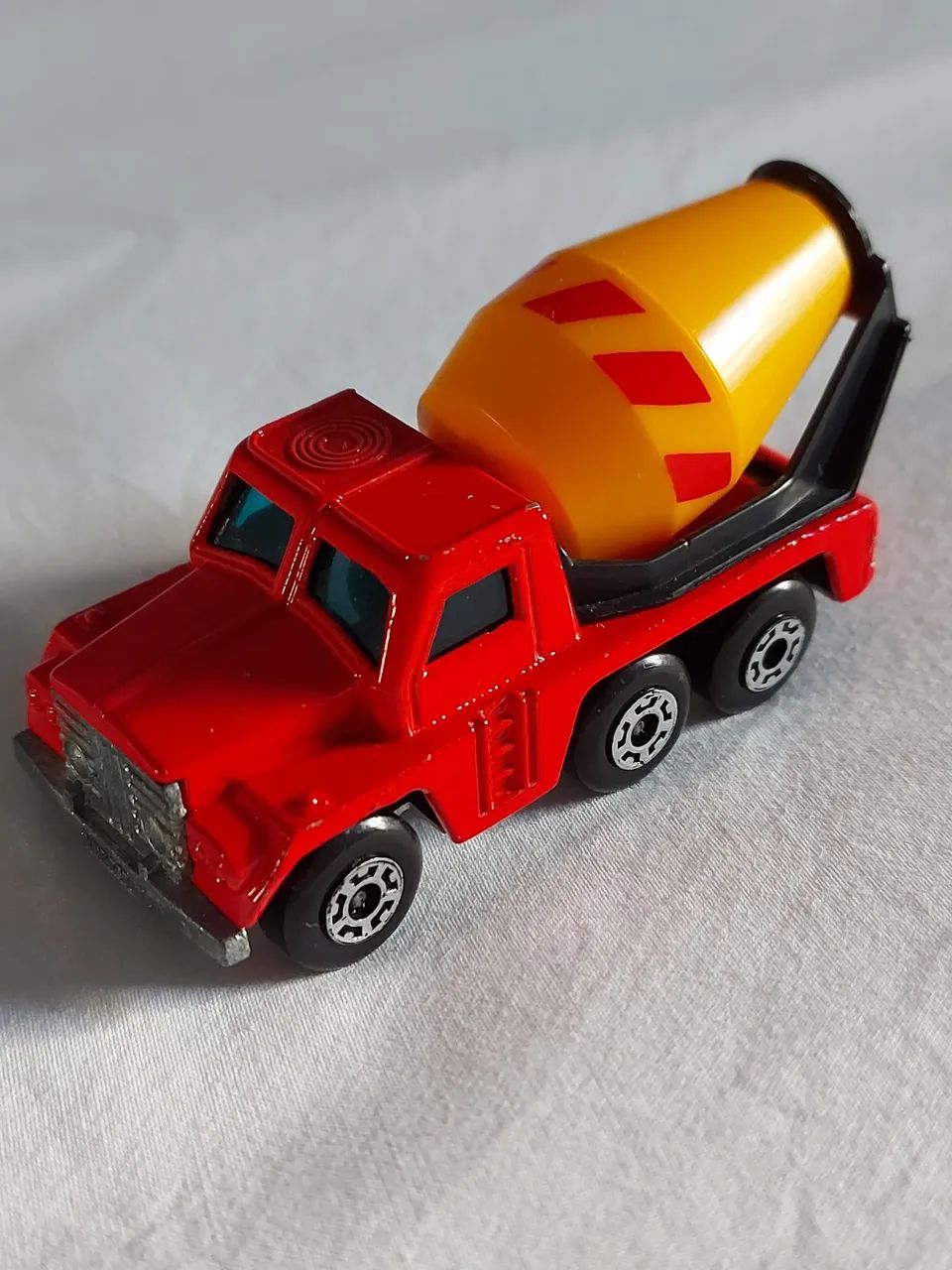 Caminhão Betoneira - Matchbox - Foto 2