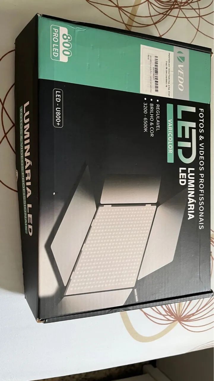 Luminária LED VEDO U800+ Varicolor