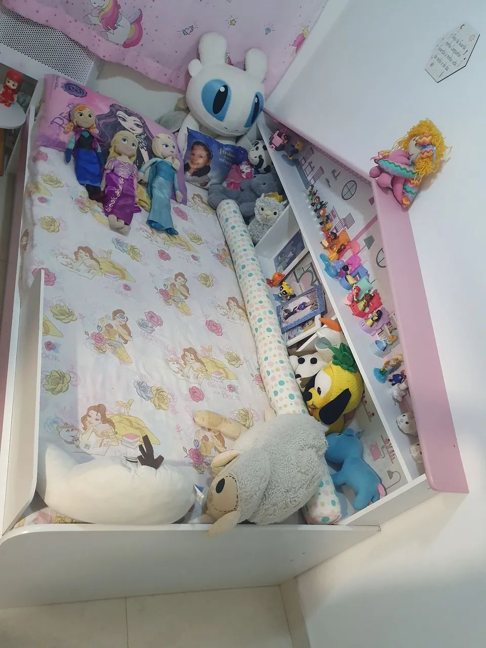 Cama Infantil com prateleira para brinquedos  - Foto 3