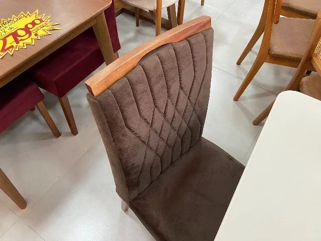 Mesa de Jantar 1,20m C/ Vidro e Base de Madeira + 4 Cadeiras - Foto 3
