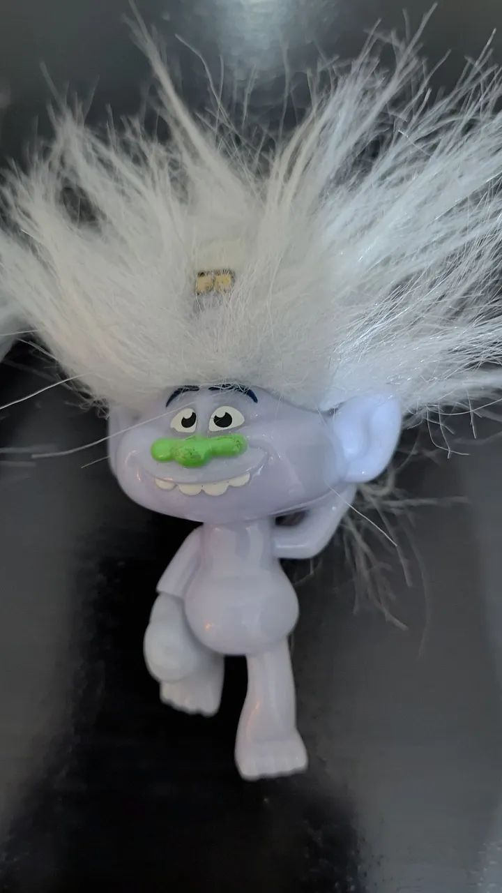 Guy Diamond bonecos miniatura da franquia Trolls.  - Foto 4