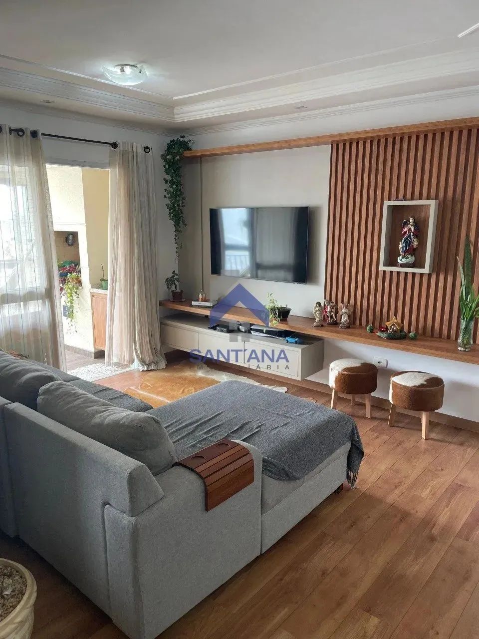Apartamento de 109m² com 3 dormitóros sendo uma suíte com closet no Condomínio Unique em T