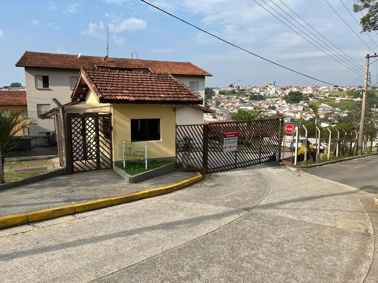 Apartamento para Locação em Mogi das Cruzes, Chácara Jafet, 2 dormitórios, 1 banheiro, 1 v