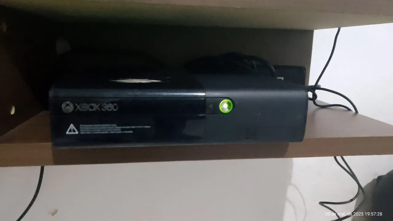 Xbox 360 em Ótimo Estado!