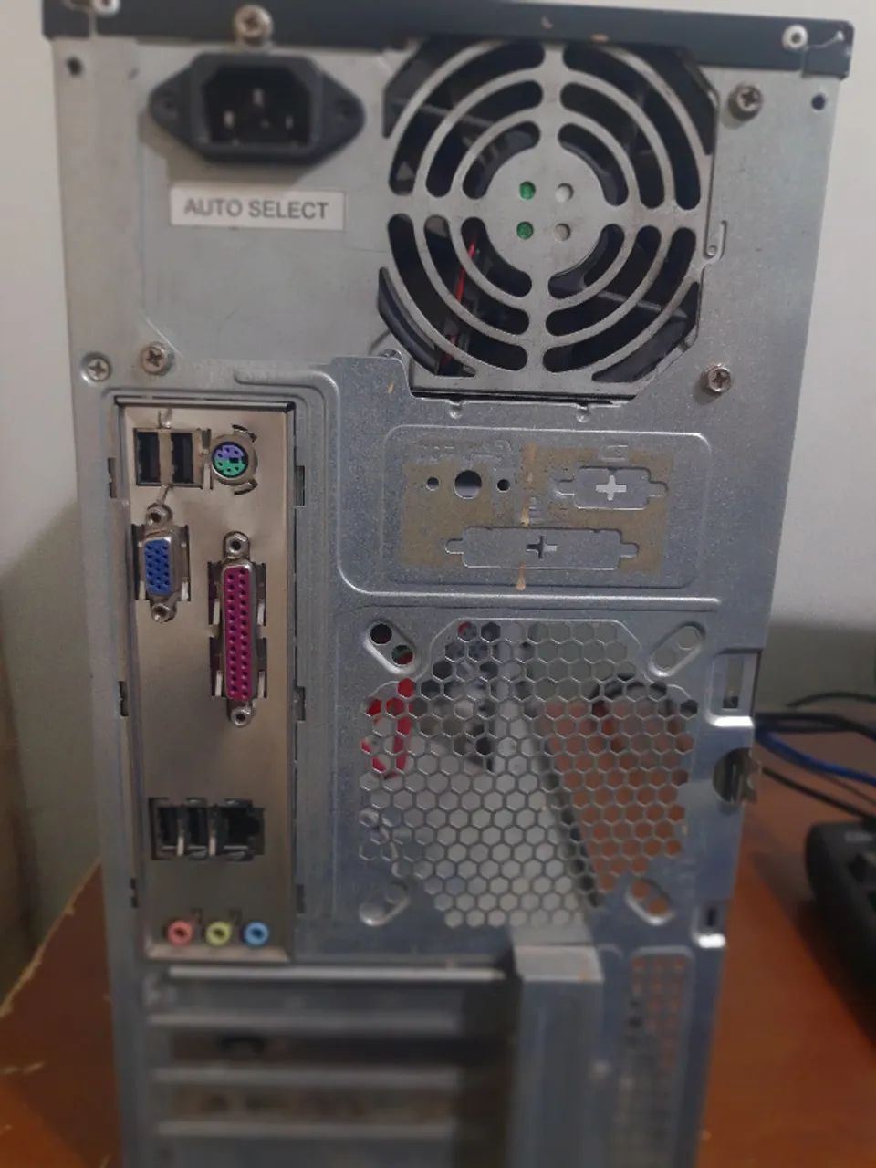 CPU Intel Core i5, 8gb ram, hd 500gb, Windows 10, excelente, barato! - Foto 4