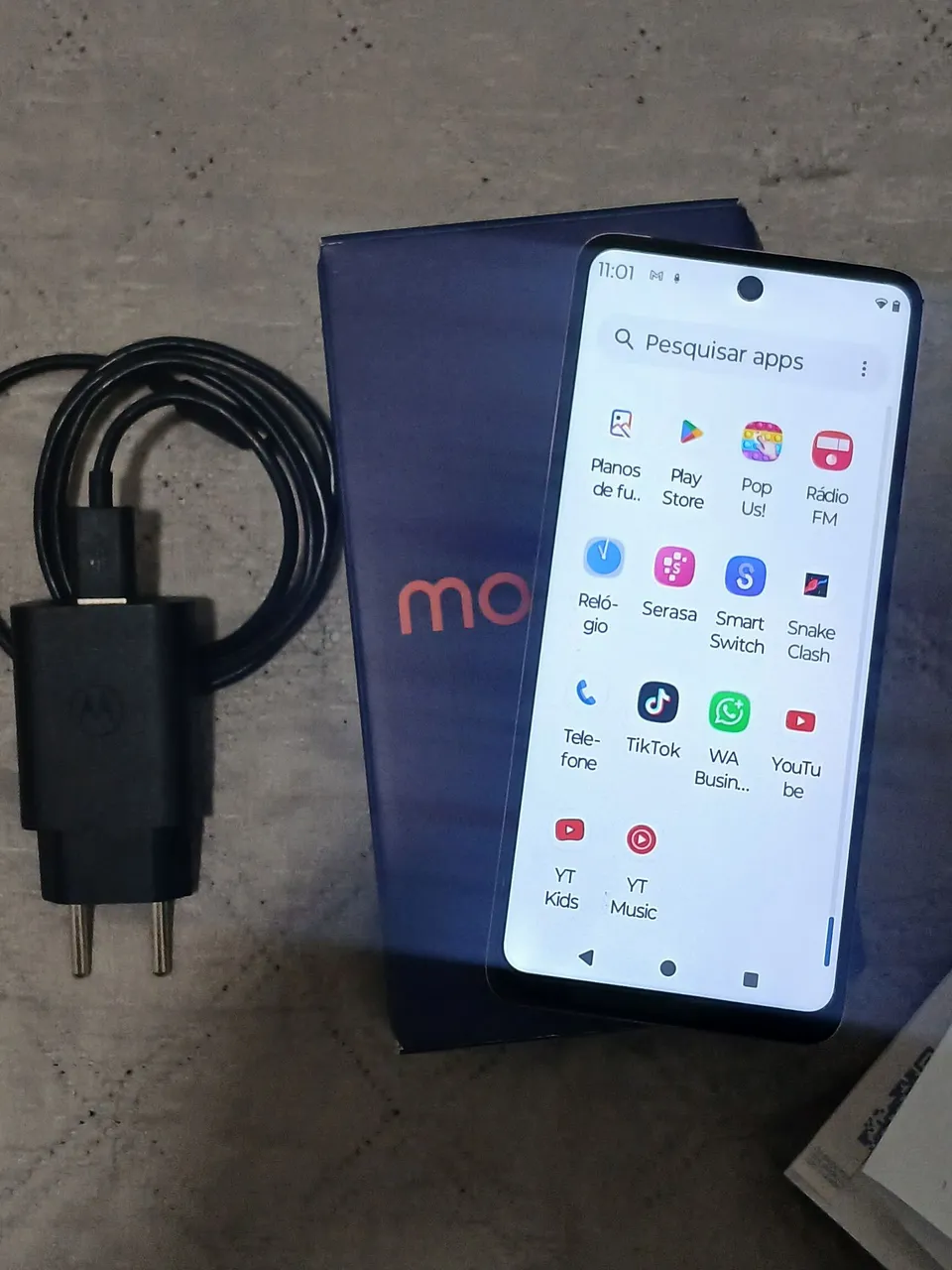 Vendo moto G24 novo conservado