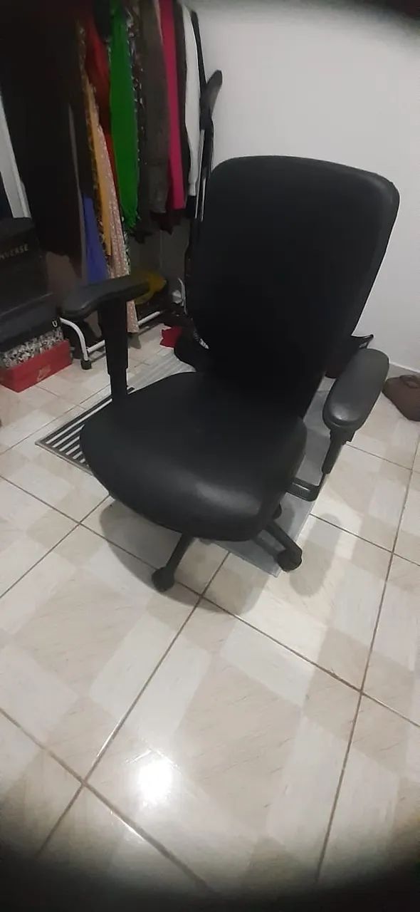 Cadeira de escritorio64311386524802125