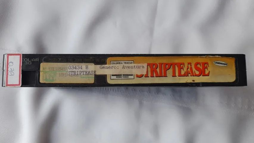 filme striptease vhs com Demi moore - Foto 4