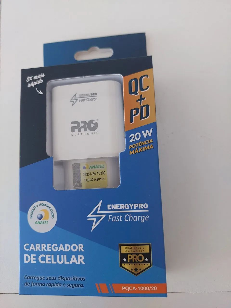 Carregador de celular 