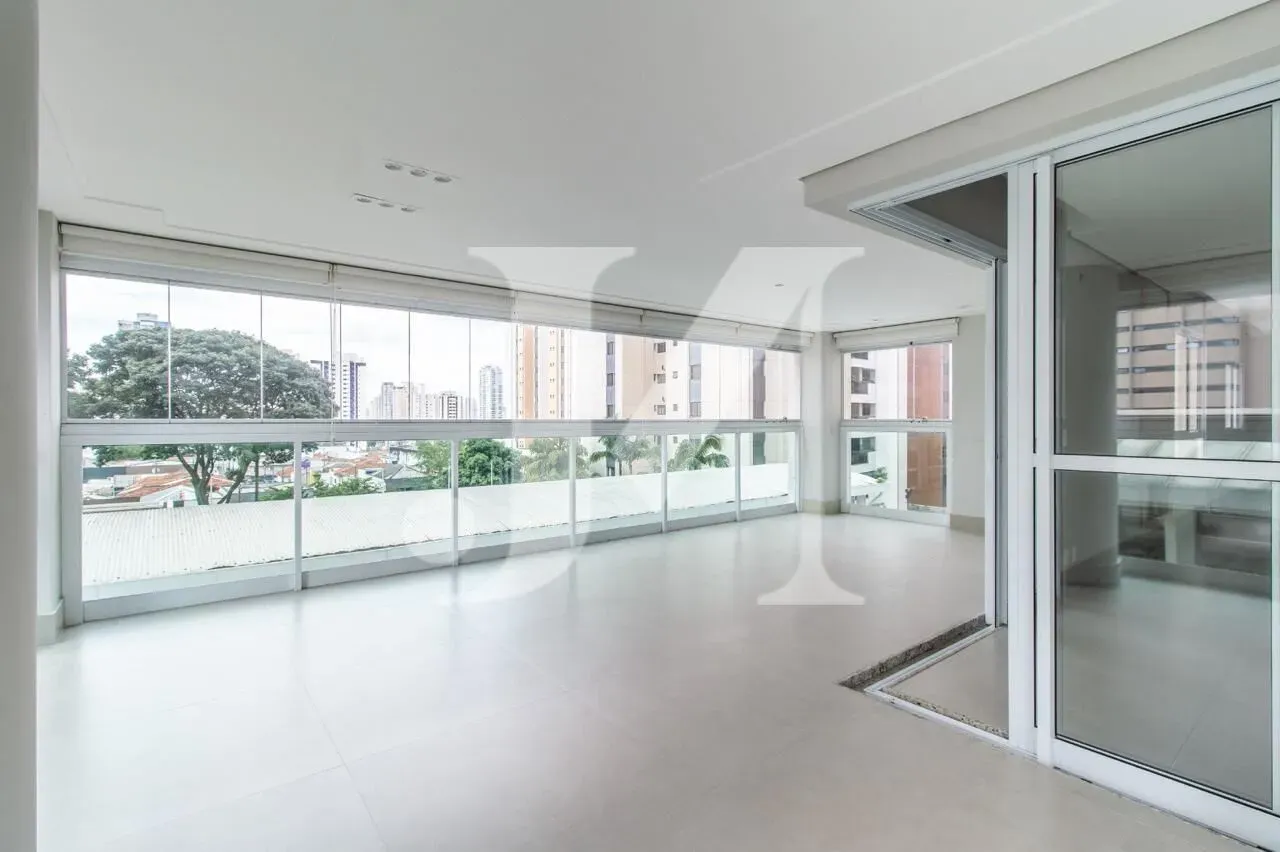 Apartamento Alto Padrão de 264m², 3 Suítes, home office e 4 Vagas no Condomínio Montblanc