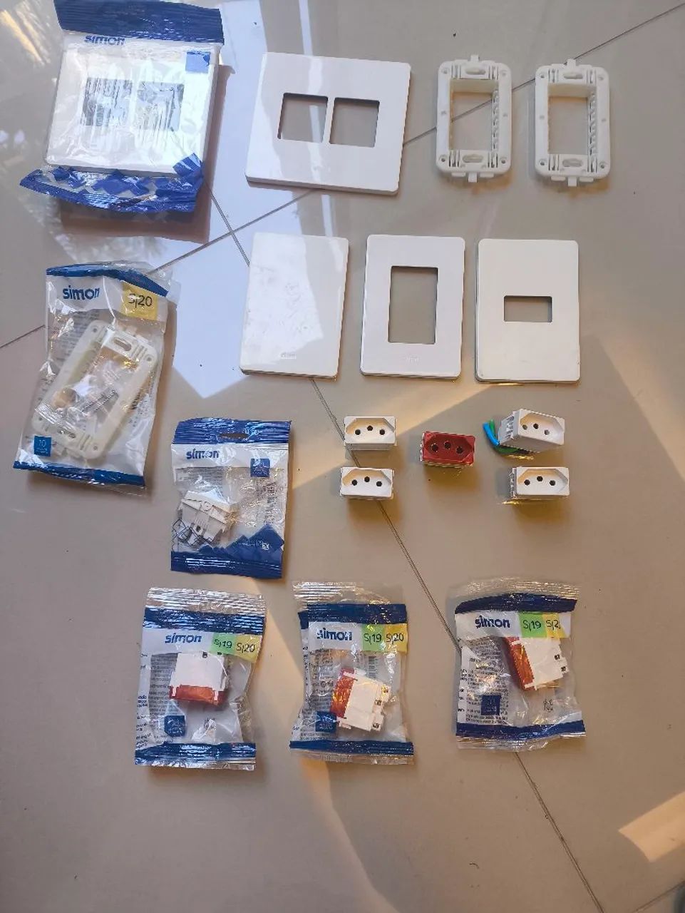 Kit Simon tomadas 53 unidades 