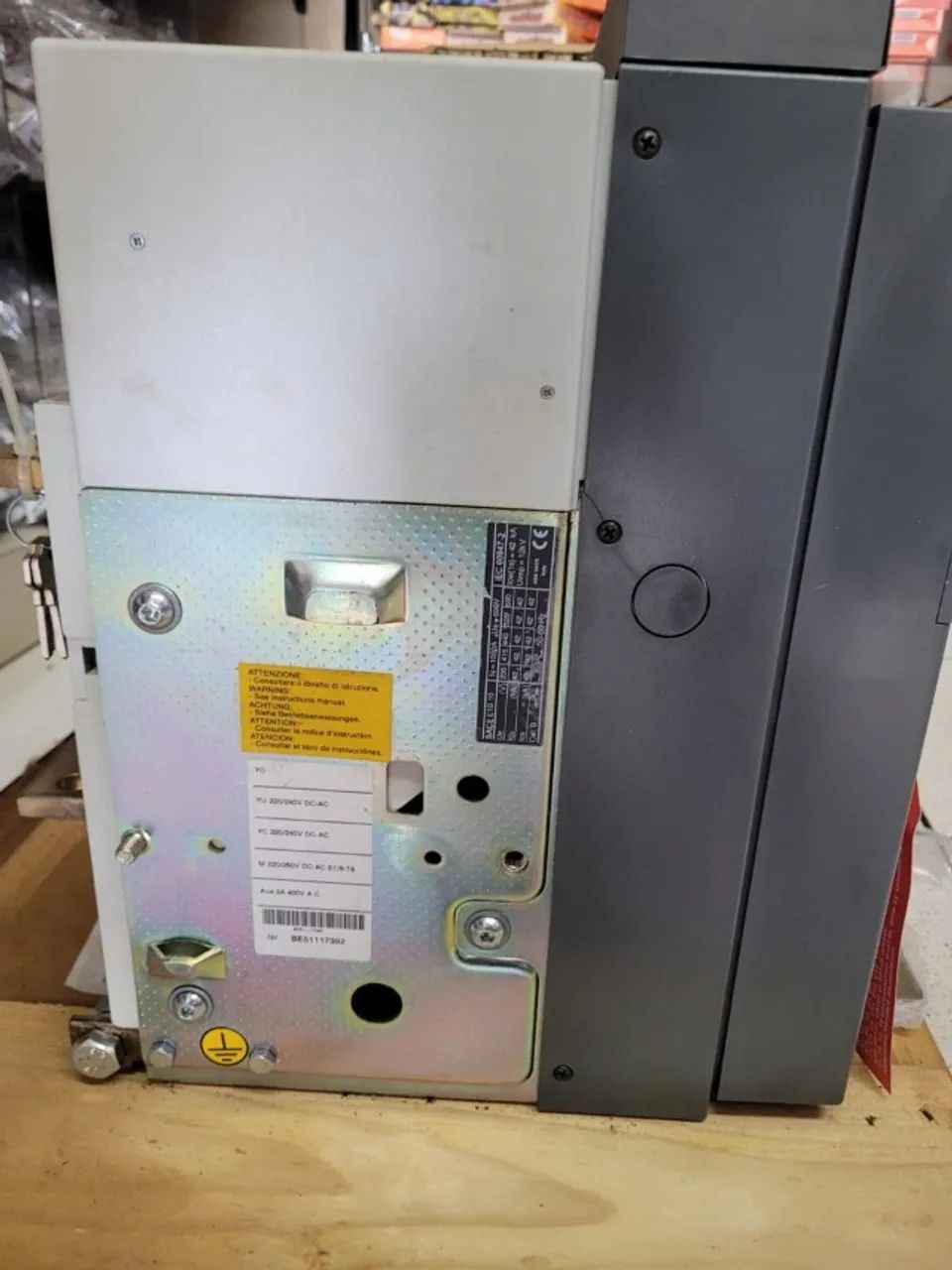 Disjuntor SACE Emax ABB - Foto 4