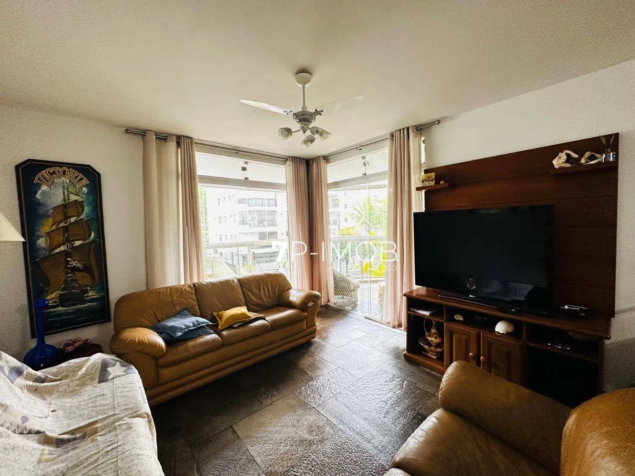 Apartamento com 3 dormitórios à venda, 150 m² por R$ 680.000 - Enseada - Guarujá/SP